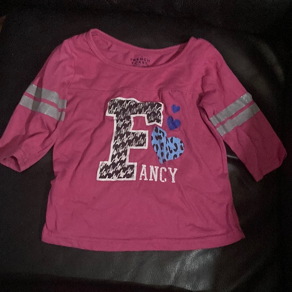 French toast size 4t girl, show pink with hearts and print that says fancy - Picture 1 of 3